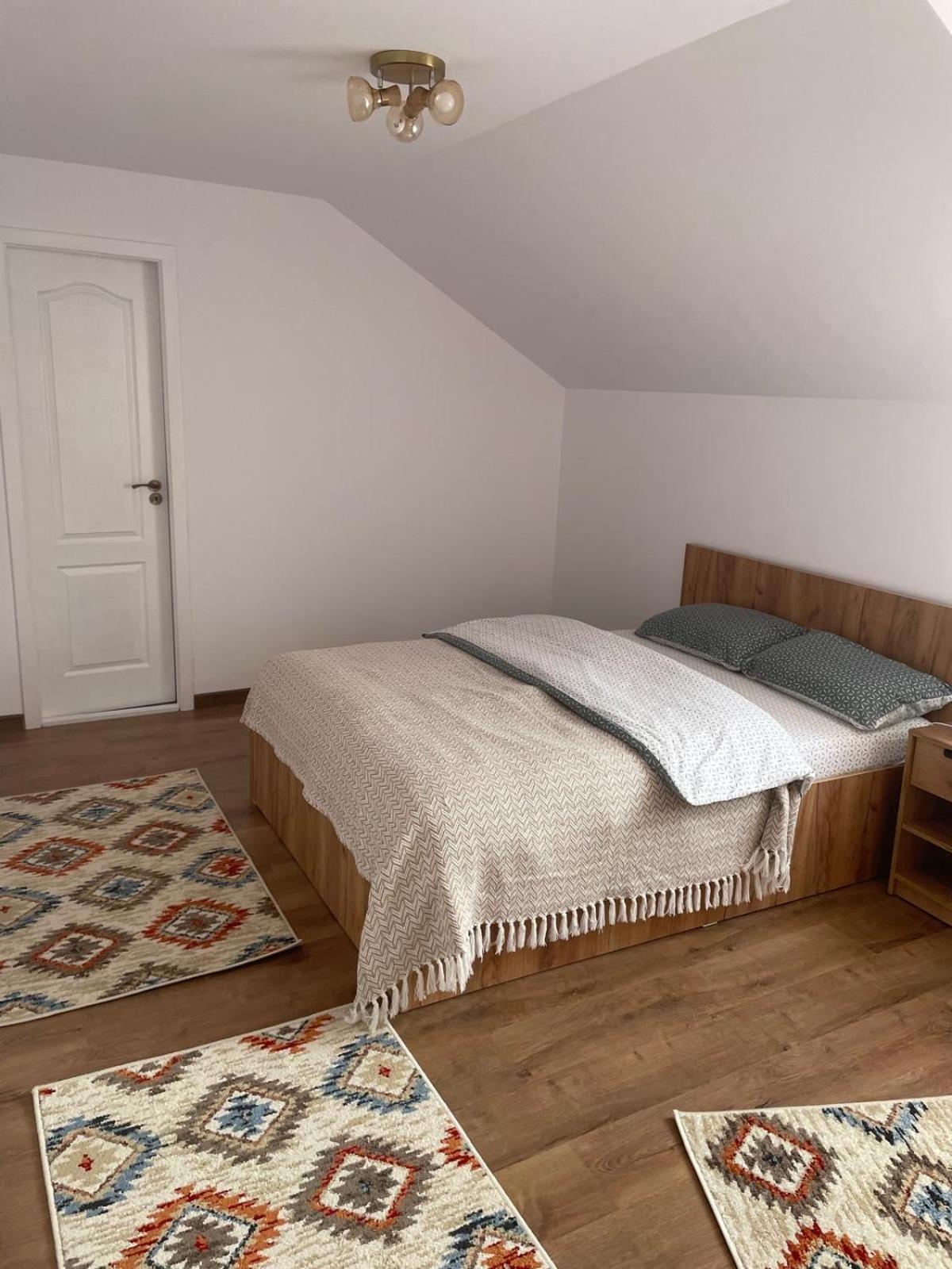 Casa Bunicilor Hotel Nucsoara  Екстериор снимка