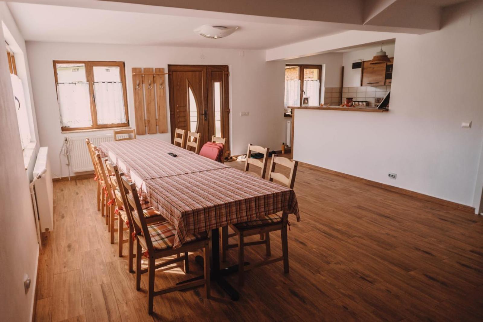 Casa Bunicilor Hotel Nucsoara  Екстериор снимка