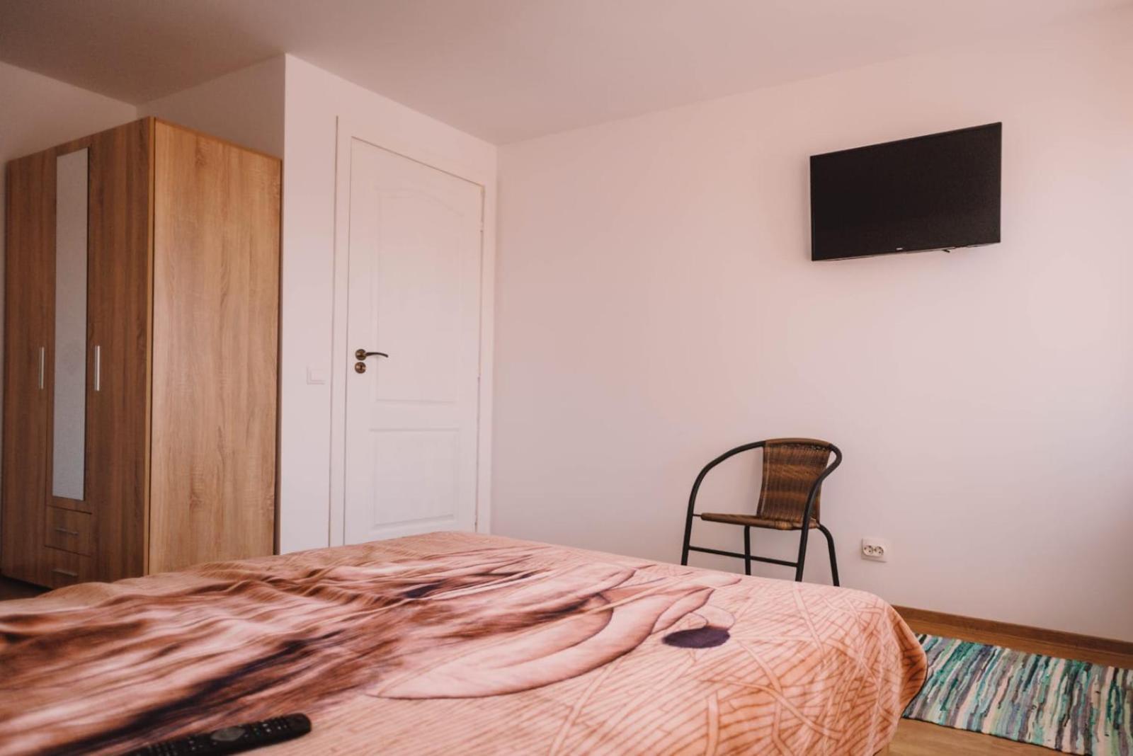 Casa Bunicilor Hotel Nucsoara  Екстериор снимка